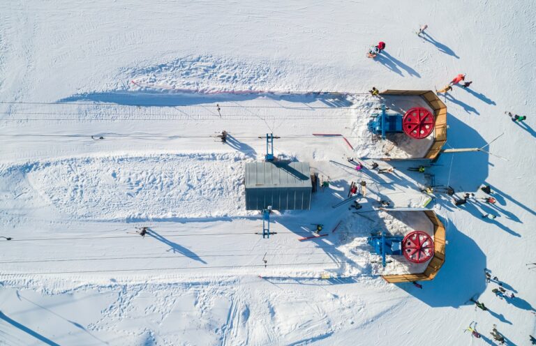Nagyon súlyos sérülést szenvedett Magyarország egyik legismertebb műsorvezetője