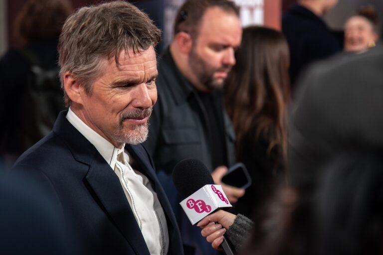 Második évadot kap a Tulsa királya „utódja”, Ethan Hawke sikersorozata