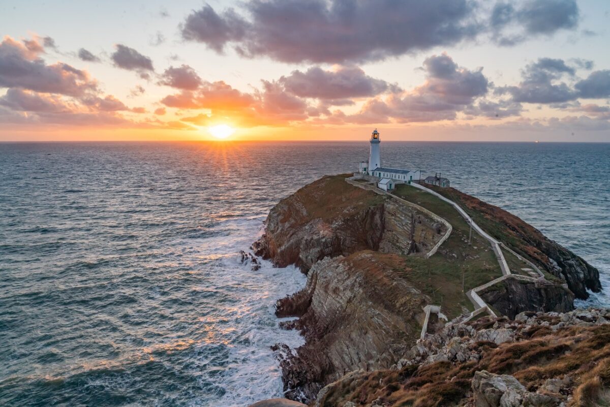 105 évig élt, aminek ideje alatt 43 gyereke született