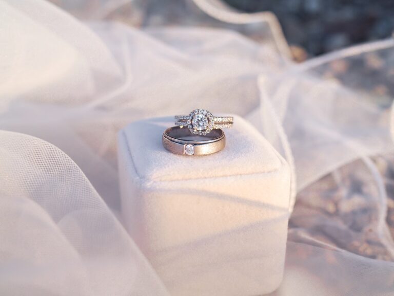 Gázrobbanásban halt meg egy ifjú pár, alig néhány órával az esküvő után