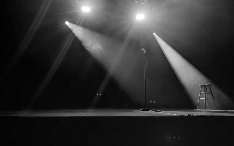 Az egész ország gyászol – meghalt Fenyő Miklós