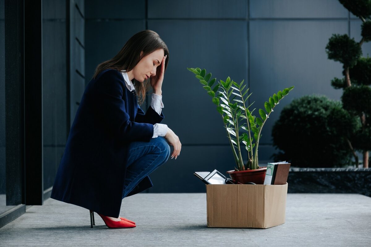 Tömeges leépítés jön ennél az ismert cégnél – több ezer állás szűnik meg