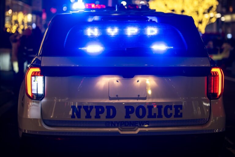 1 hónapos csecsemőt találtak holtan egy lakásban – nagy erőkkel nyomoz a rendőrség