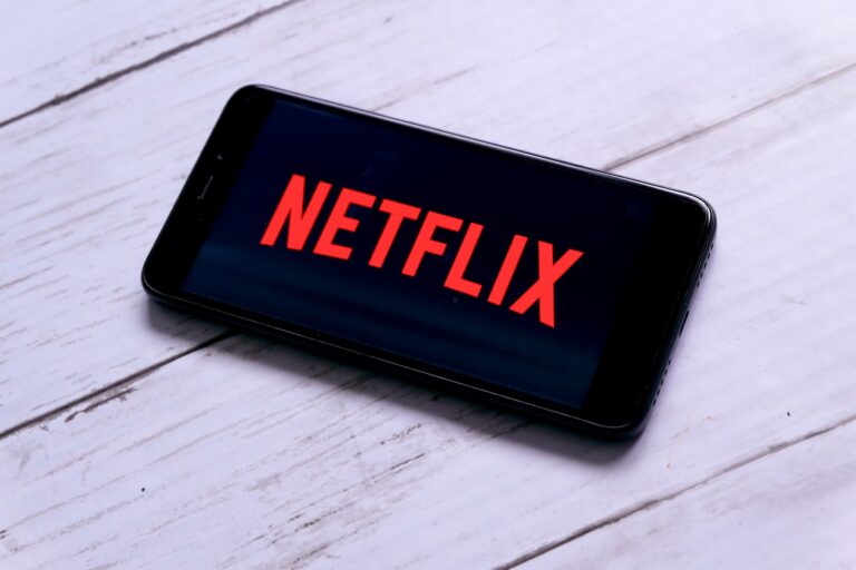 A Netflix új, western‑hangulatú krimije hatalmas siker lett
