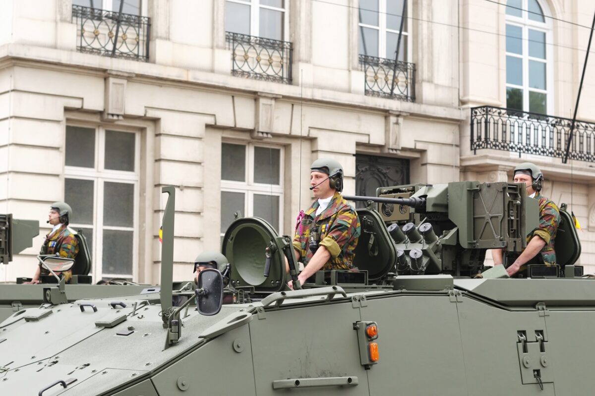 Az egyik európai ország már nyugdíjkorhatárig emelné a tartalékosok felső korhatárát