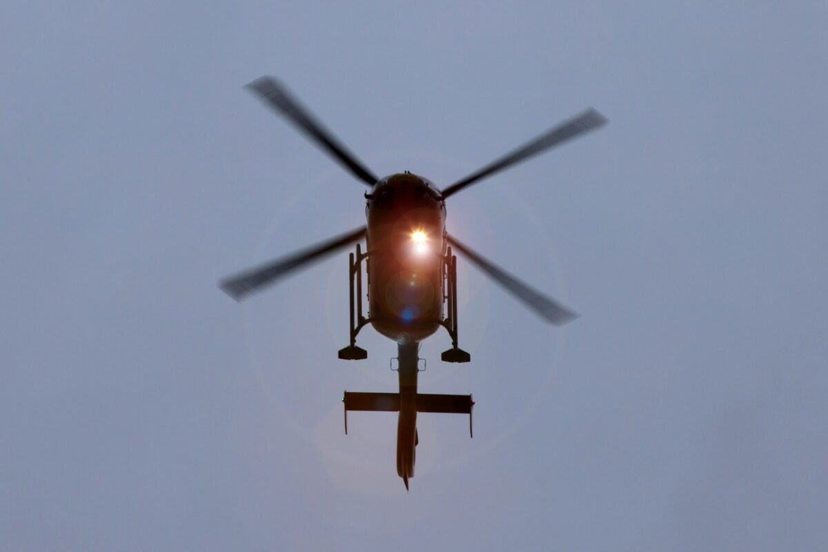 Motoros bandát üldöztek a rendőrök – helikoptert is bevetettek a motorosok ellen