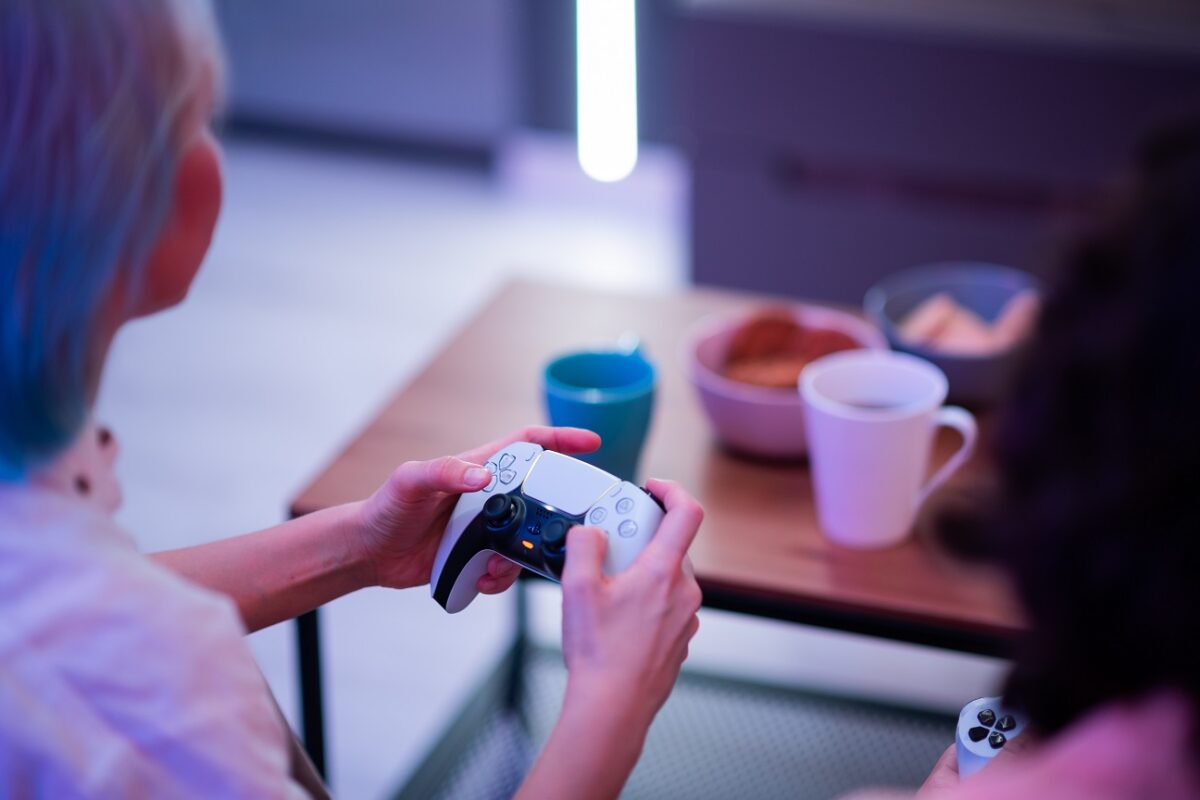 Ez az ingyenes PlayStation Plus-játék 500 óra élményt ígér