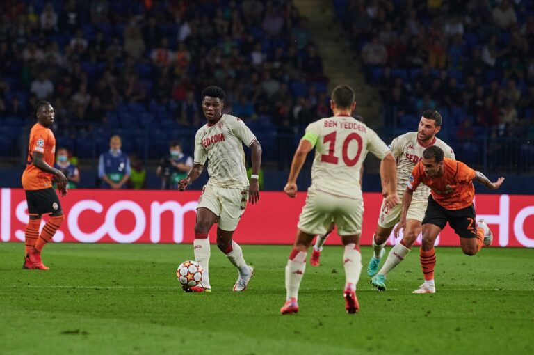 A Real Madrid csak egyetlen feltétellel engedné el Tchouaménit