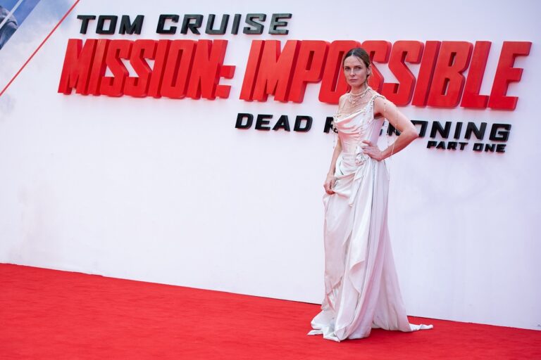 Rebecca Ferguson elfeledett sci-fije rendesen megindult