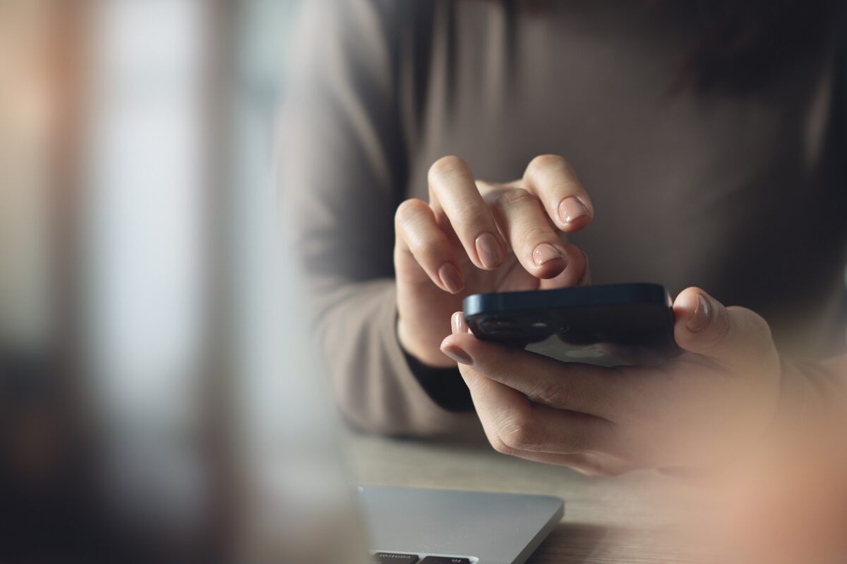 Ő az a nagyon ismert influenszer, akit  rémisztő támadás ért