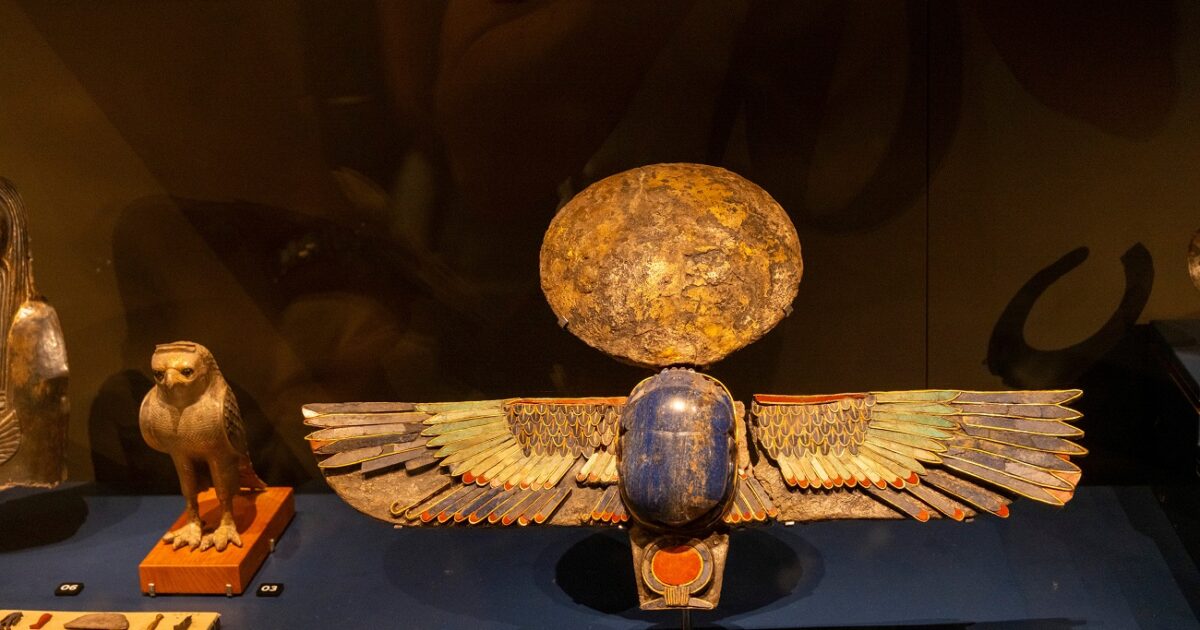 Felbecsülhetetlen értékű egyiptomi műtárgyakat lopott el egy férfi