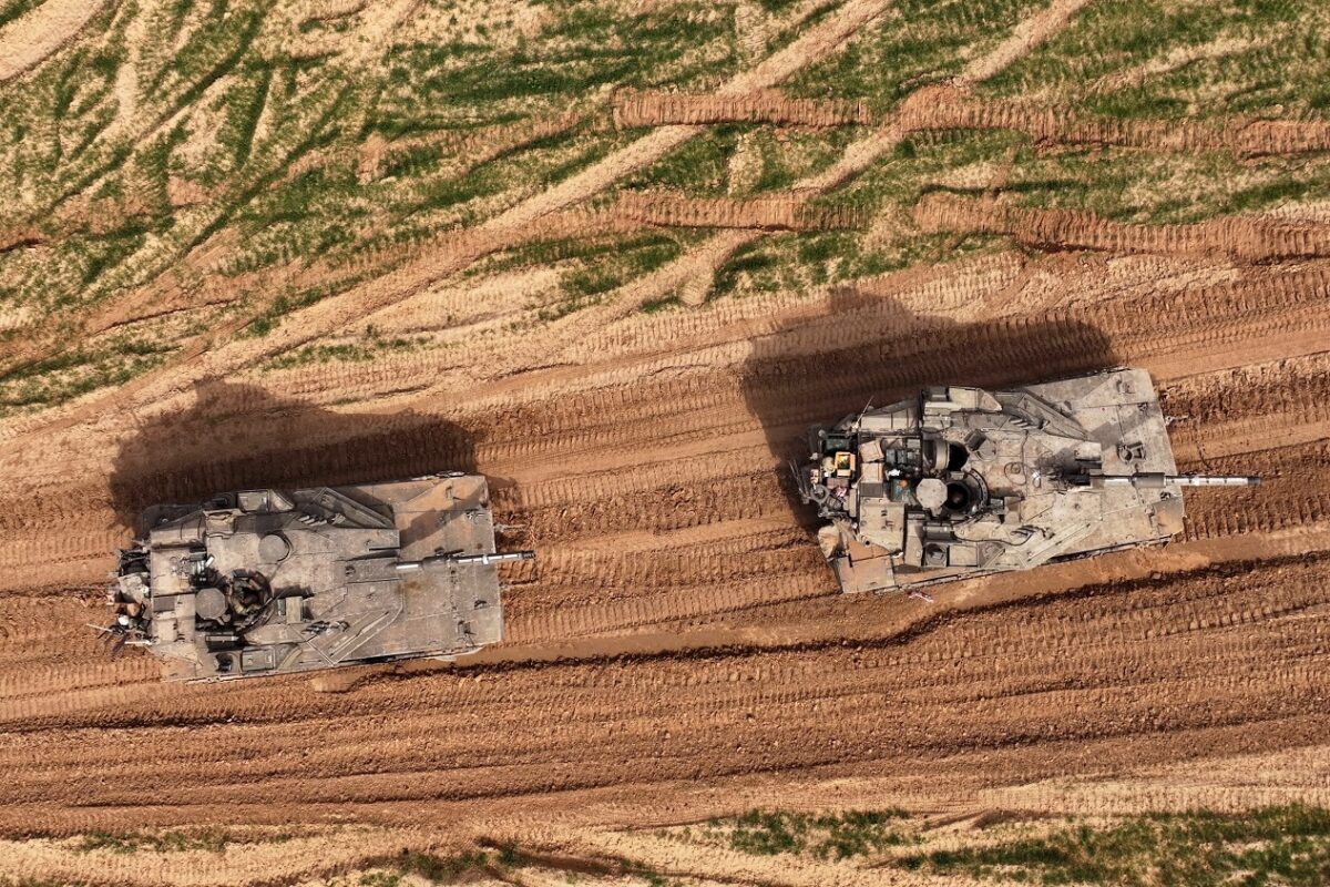 Izrael támadást indított Irán ellen – rendkívüli helyzet állt elő