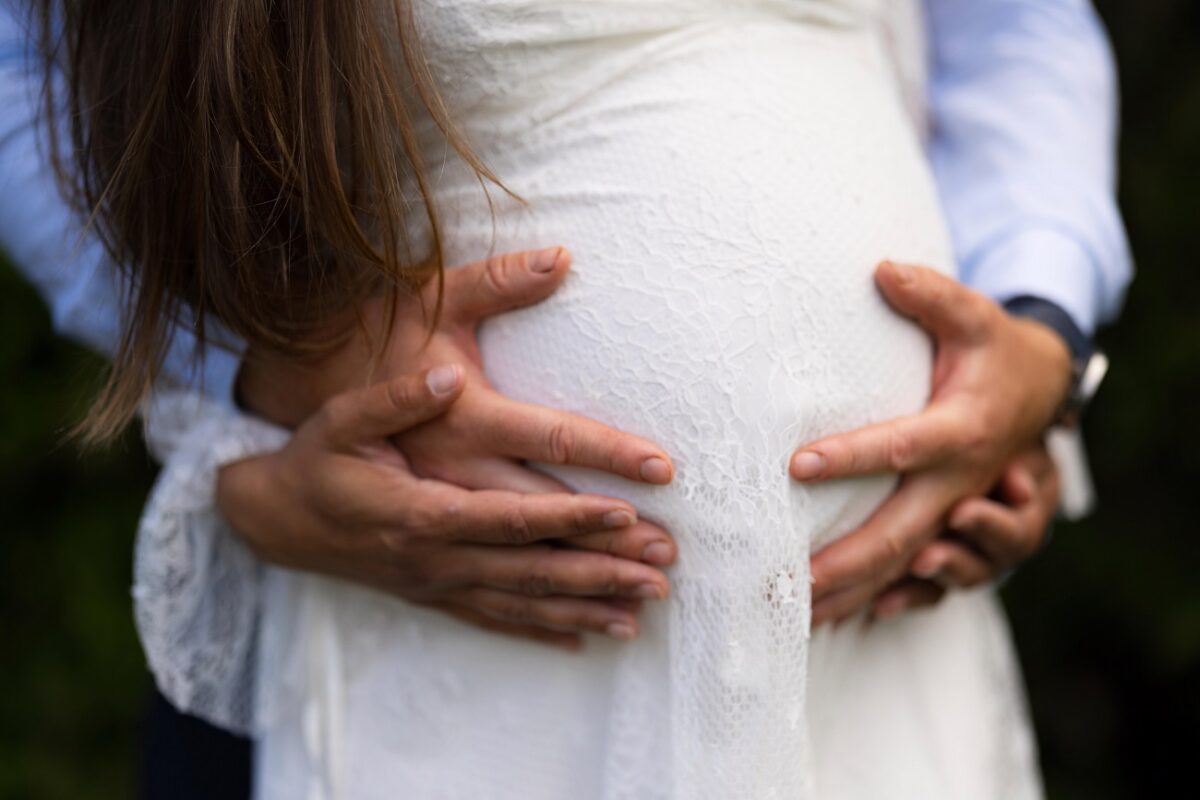 Meg akarta lepni a férjét a terhességi hírrel, de nagyon váratlan lett a végeredmény