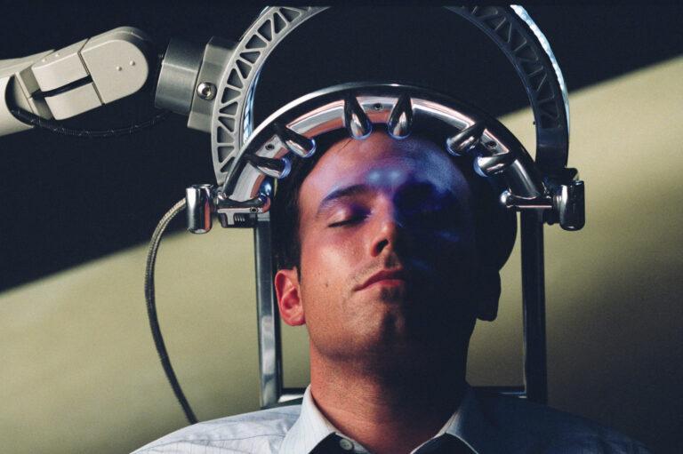 Egy elfeledett sci-fi tér vissza Ben Affleck főszereplésével