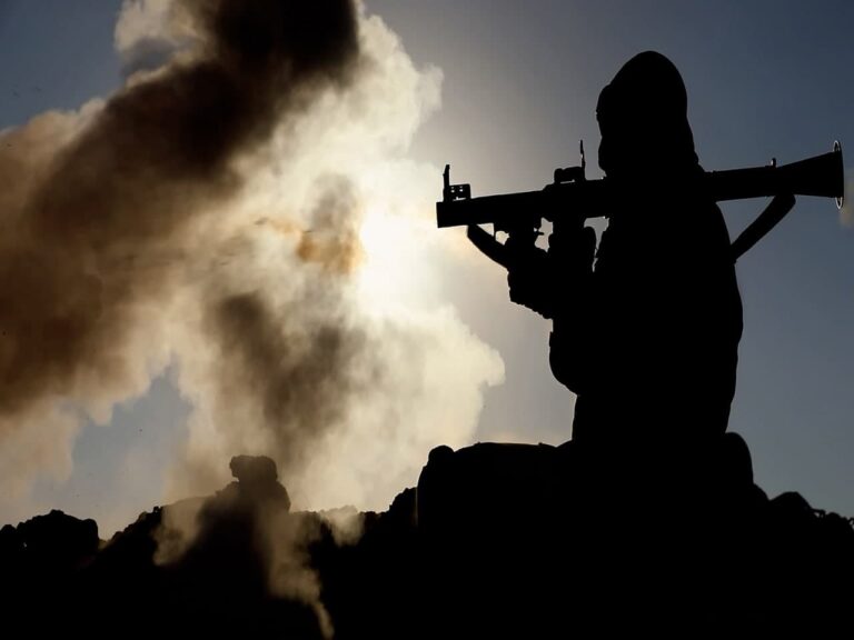 Úgy tűnik, elkezdődött – Irán lángokba borította az USA egyik hajóját