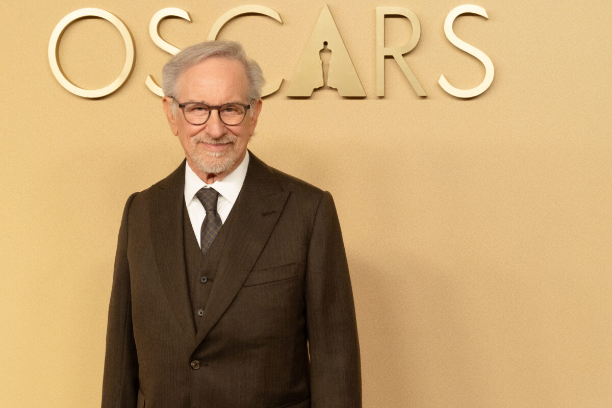 49 év után tényleg folytatást kap Spielberg legendás UFO-filmje?