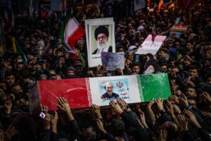 Megvalósult Irán egyik legnagyobb rémálma – az USA bevitte a döfést