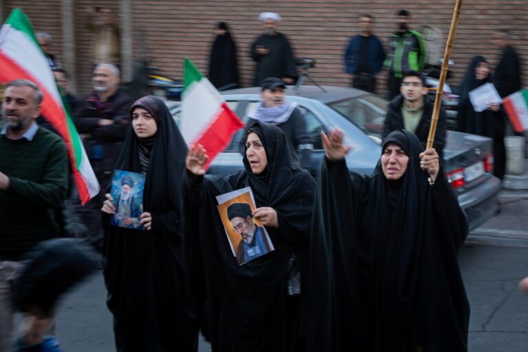 Megindította az újabb csapást Irán Izrael ellen – szivárognak a részletek