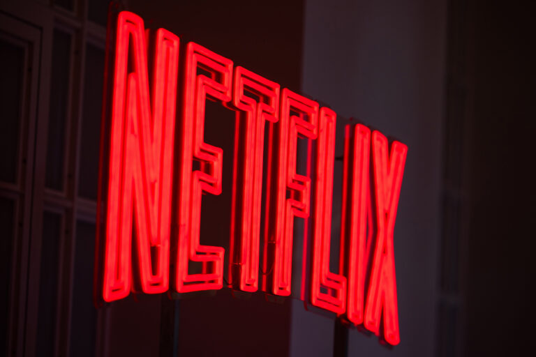 Ezeknél a Netflix sorozatoknál garantáltan leesik az állad