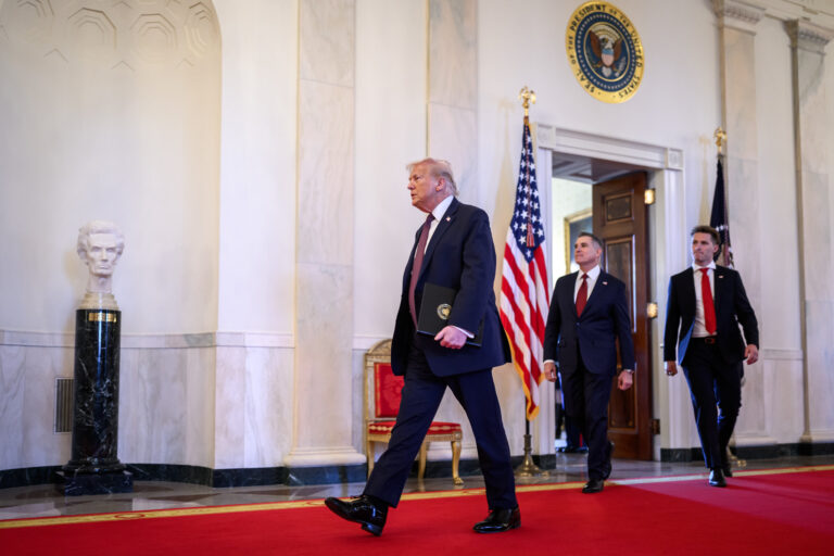 Már olyasvalamivel fenyegetőzik Irán, aminek csúnya vége lehet