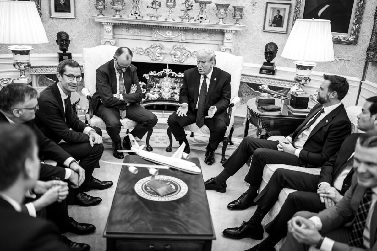 Az USA akkora erővel tervezi megtámadni Iránt, amiben összeroppanhatnak