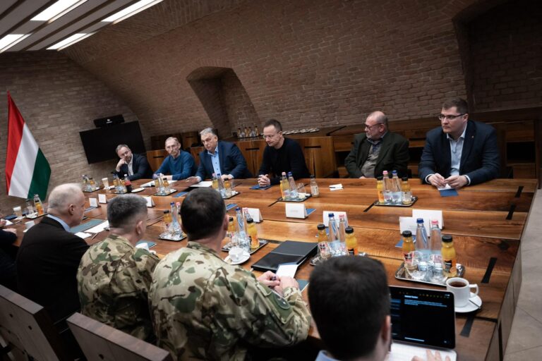 Rendkívüli közleményt adott ki Magyarország kormánya vasárnap reggel