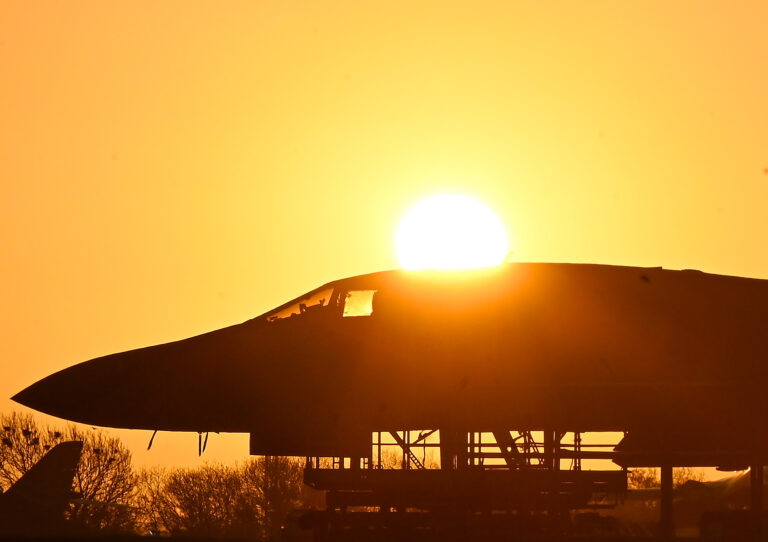 Döbbenetes megtorló csapásokra készülhet Irán – elszabadulhat a pokol