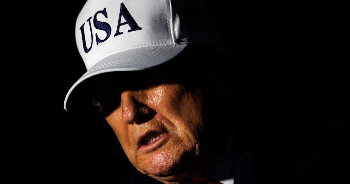 Hatalmas csapást mért az USA Iránra – 11 hajót repítettek a levegőbe Kép