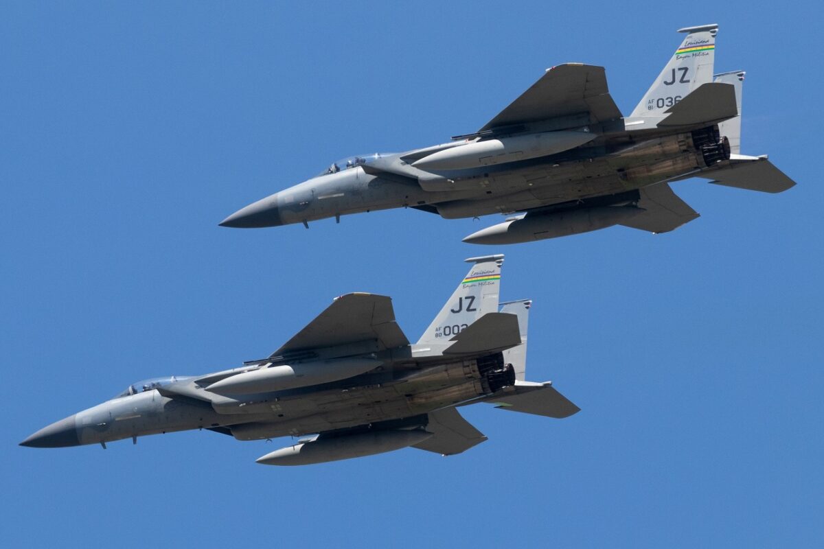 Amerikai tiszt: UFO-k mentették meg a világot egy nukleáris háborútól