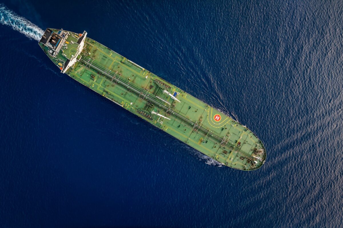 Egyre aggasztóbb a helyzet – megint nőtt az olaj ára