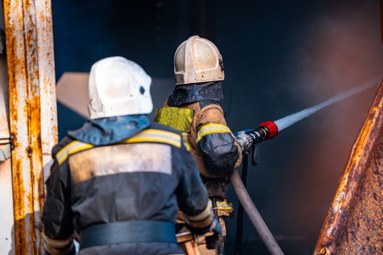 Gyászolnak a tűzoltók – szolgálat közben meghalt egy 32 éves társuk