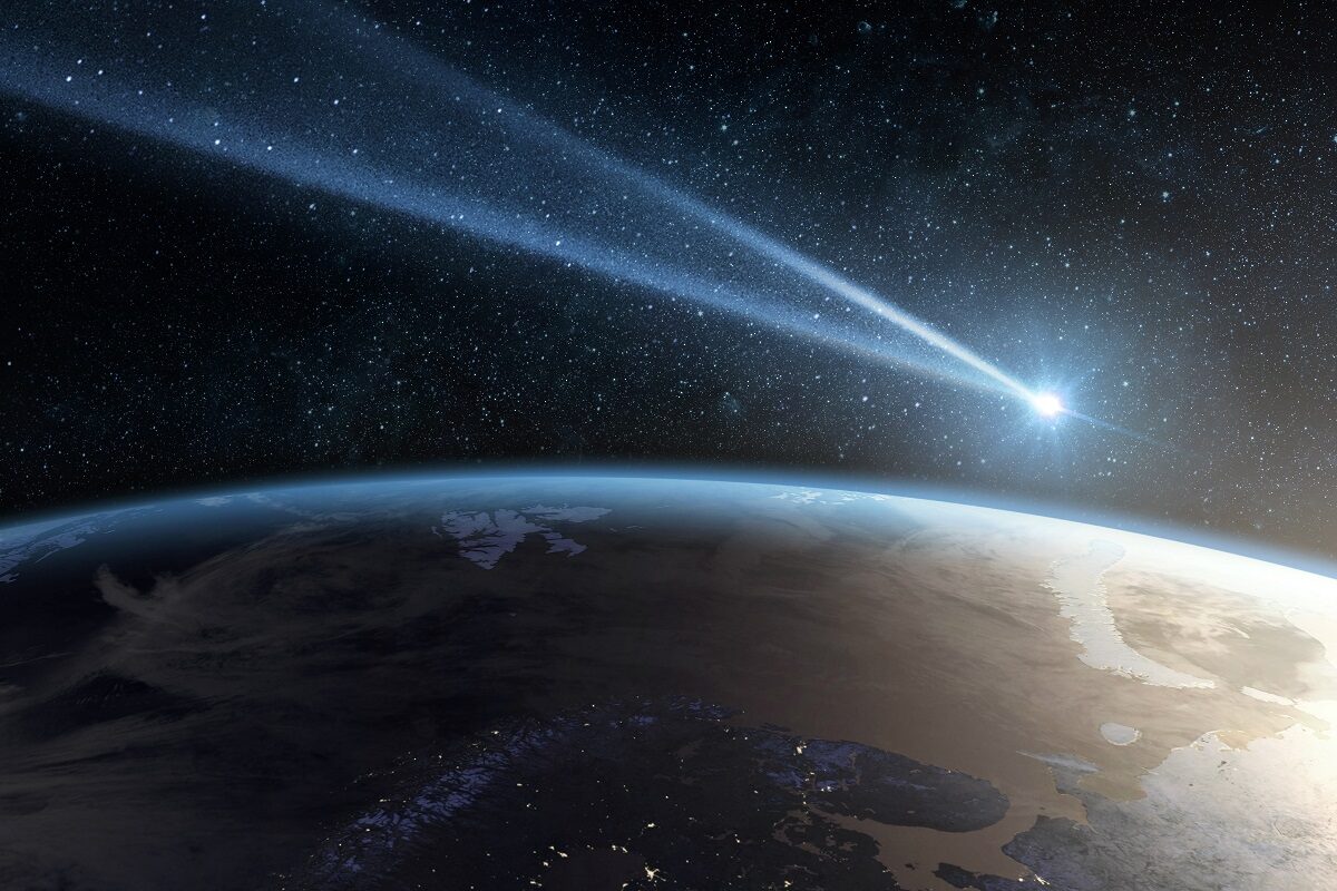 Űrbéli látványosság – üstökös közelíti meg a Földet április végén