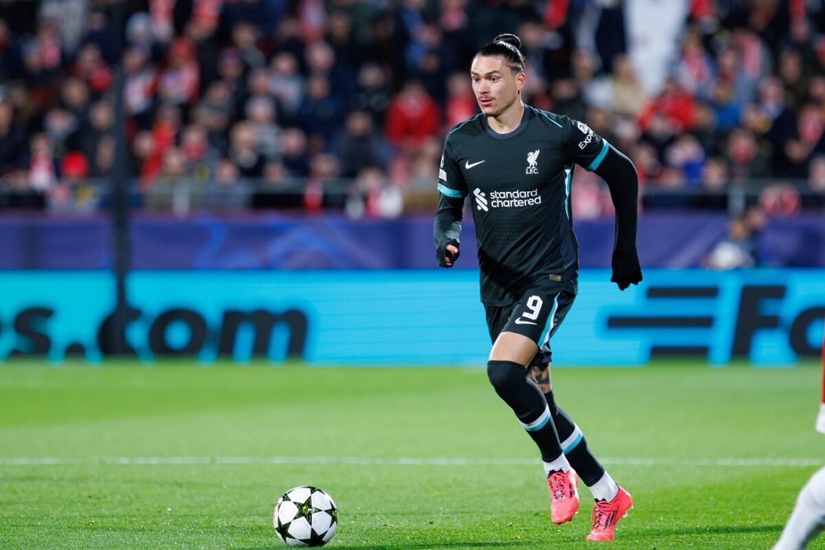 Legendás játékos küldené a Liverpool volt csatárát a riválishoz