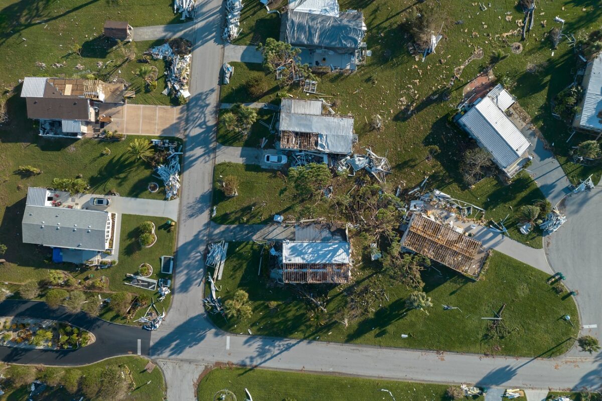 Apa és lánya a konyhaasztal alá bújtak – ott várták, vajon életben maradnak-e
