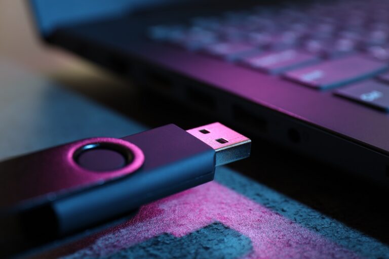 Egy olcsó pendrive megmentheti a teljes számítógépedet