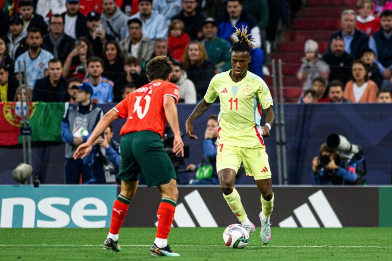 Óriási dobásra készül a Manchester United a nyáron