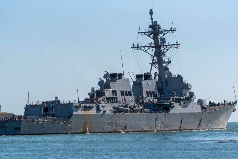 Félelmetes csúcsfegyvert vethetnek be az irániak fenyegetése miatt