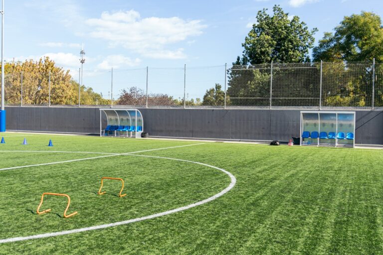 Fociedzésen esett össze, majd meghalt egy 12 éves fiú