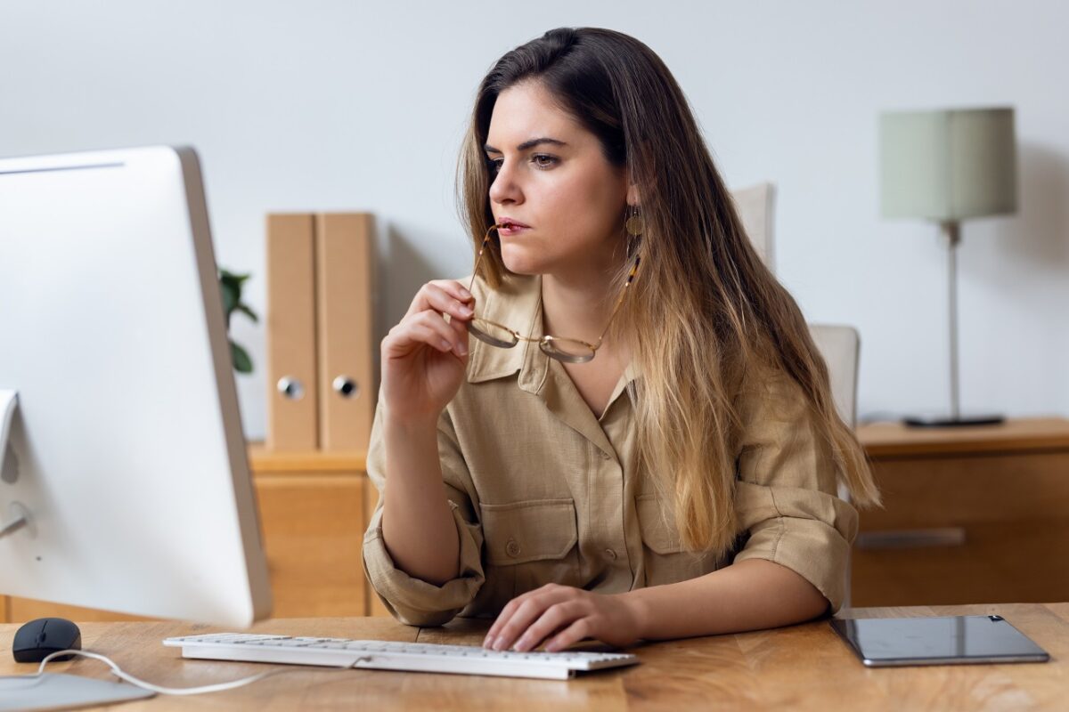 Főállás mellett is bevállalják – egyre több magyar keres pénzt rugalmas munkákkal