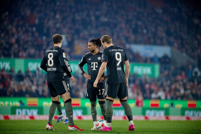 120 millió eurós bombaigazolásra készül a PSG