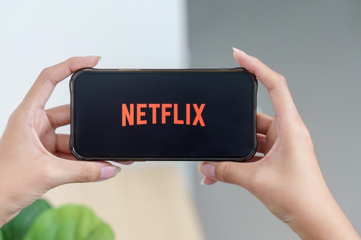 Egy véletlen gyilkosság, ami mindent felforgatott a Netflix új sorozatában