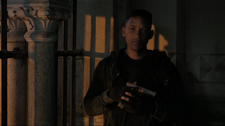 7 év kellett hozzá, de Will Smith sci-fije végre révbe ért