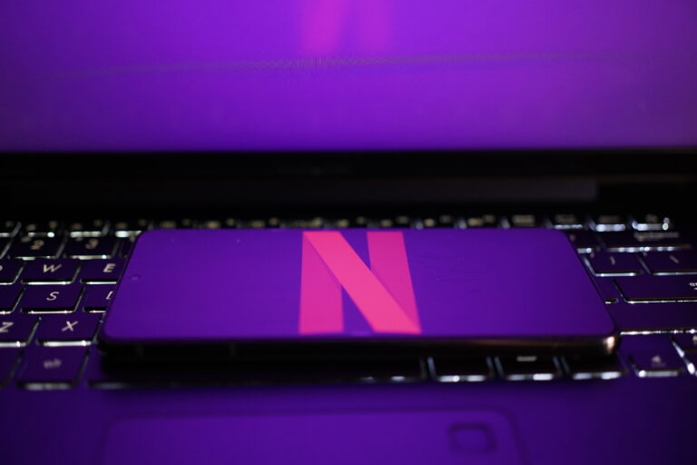 Hatalmas nevek csatlakoznak a Netflix világhírű sorozatához – erős a lista