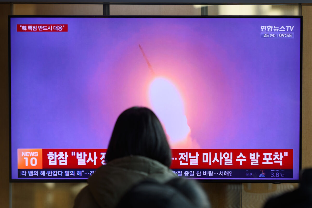 Észak-Korea rakétájára ébredt a fél világ – egyre súlyosabb a helyzet