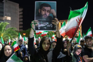 Ismét elszabadulhat a pokol – Irán ujja a ravaszon