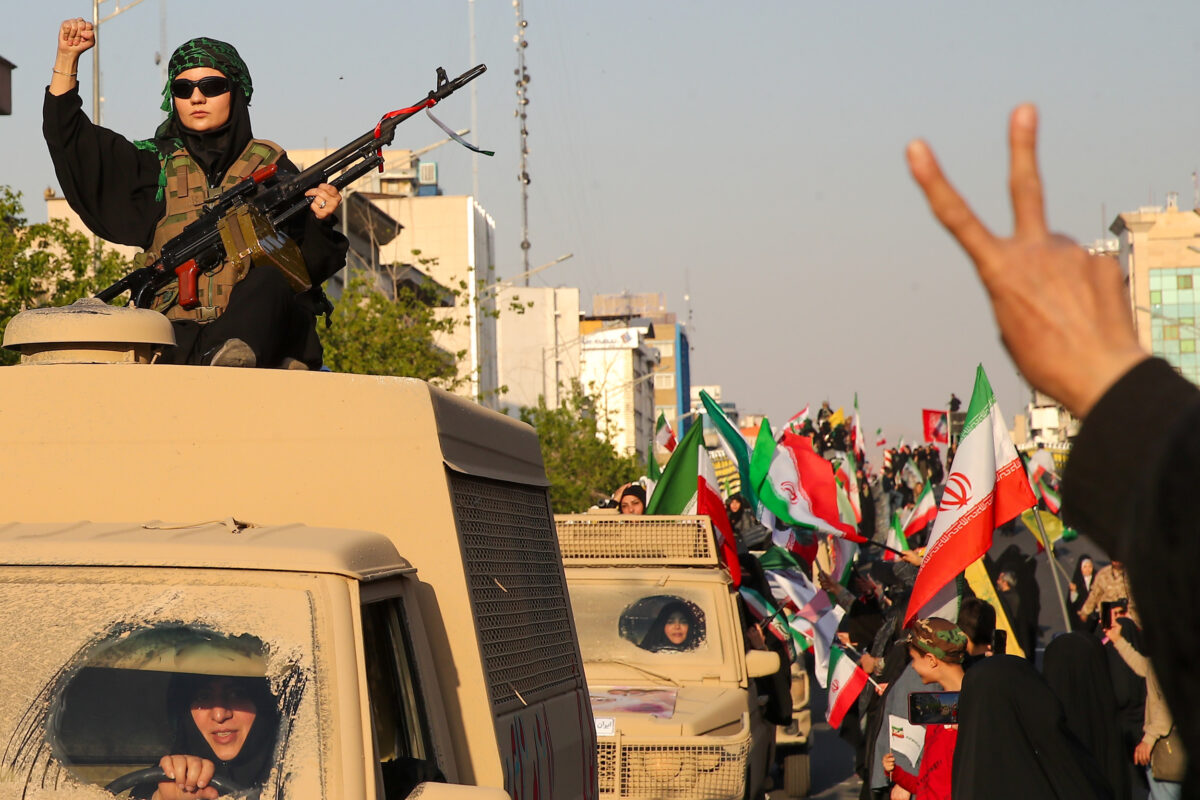 Irán a tűzzel játszik – megjött az azonnali közlemény szombat este