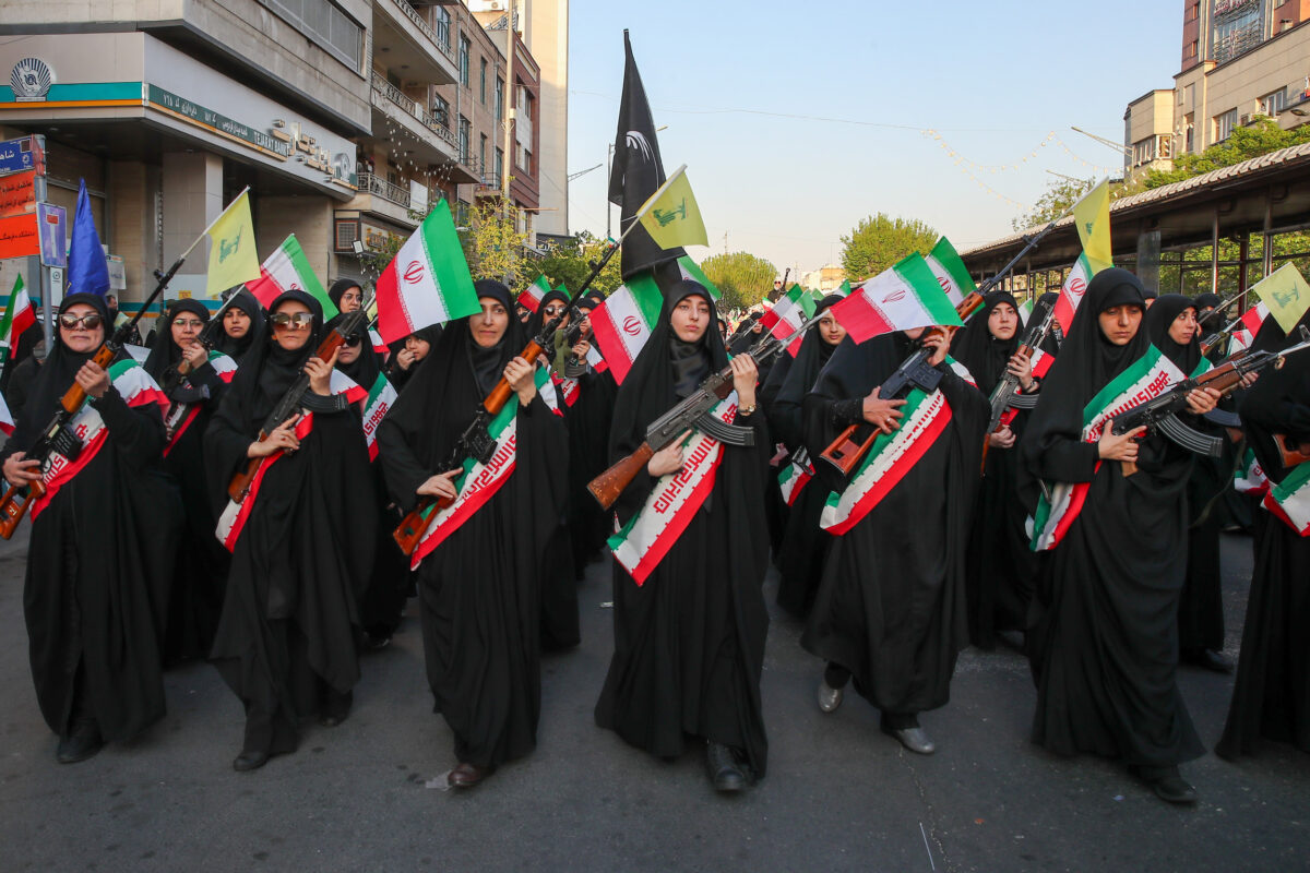 Mozgolódás van Iránban, valami készülődik