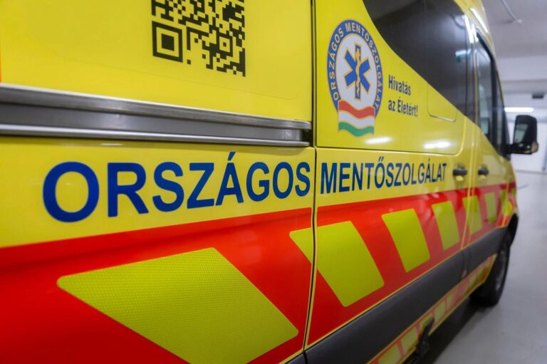 Szívleállás egy budapesti iskolában – egy 8 éves fiúért küzdöttek