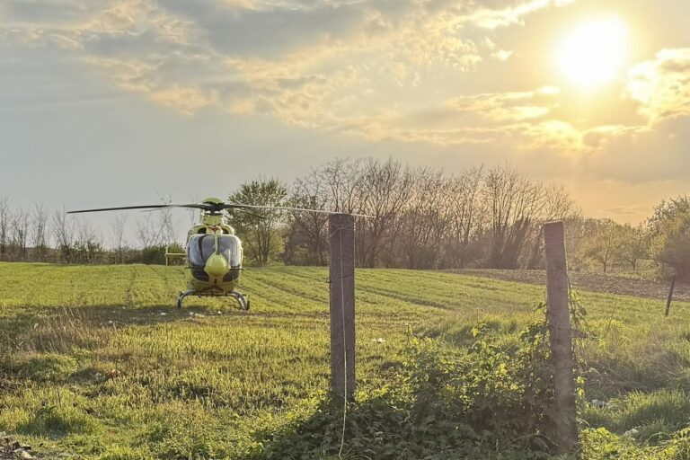 Rendkívüli közleményt adott ki az Országos Mentőszolgálat a kéthetes csecsemőről