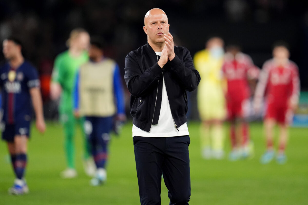 Még mindig nem rúgták ki a Liverpool edzőjét – most reagált